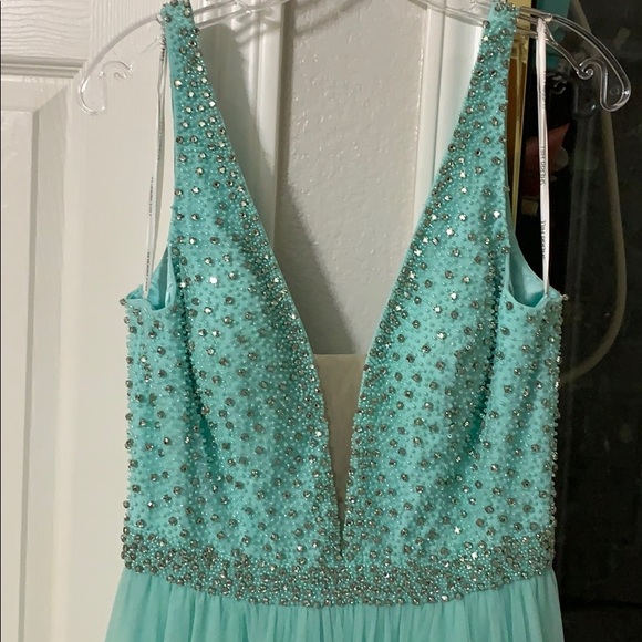 Mint green Sherri hill prom dress - Picture 2 of 4